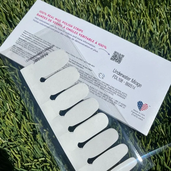 Color Street Peel Off Nail Strips - Multicolor - Picture 2 of 2